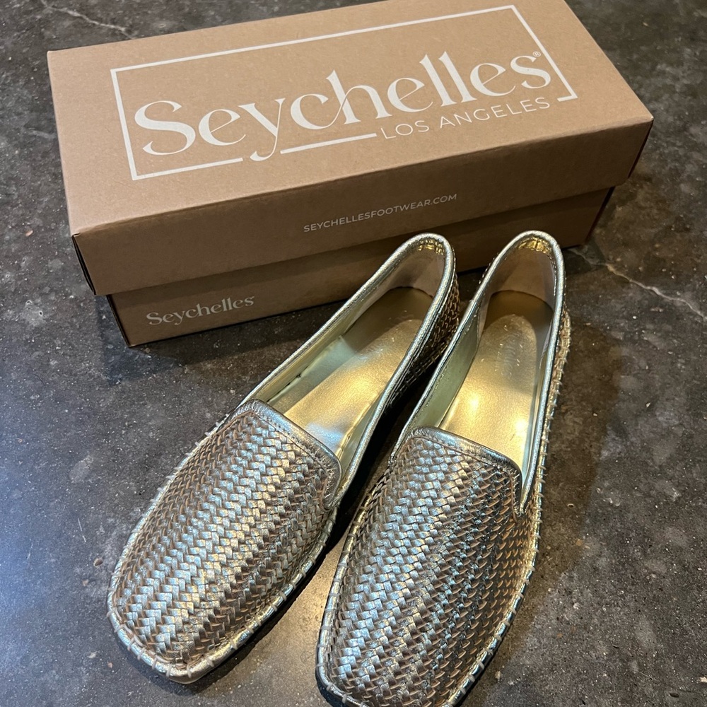 Seychelles Woven Gold Flats - NIB - Picture 2 of 6
